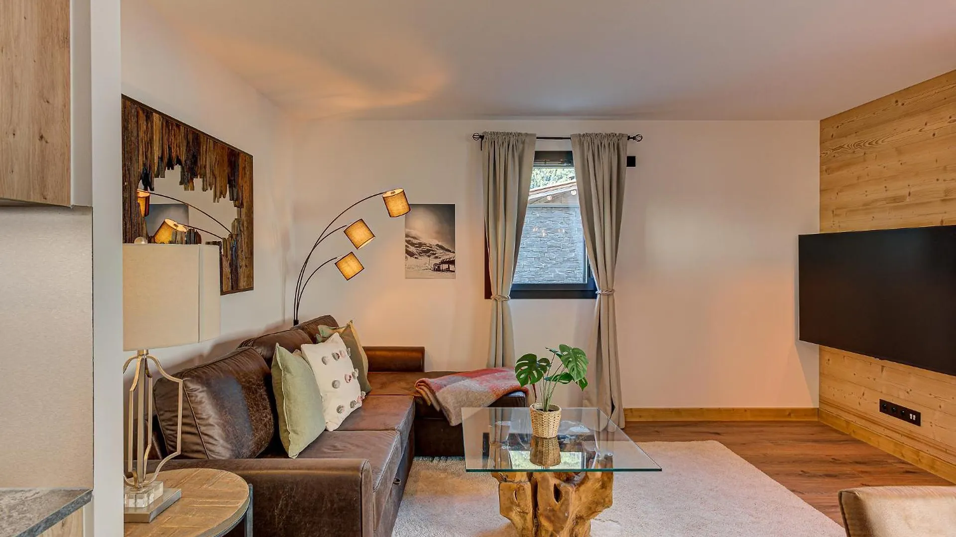 Apartment Des Alpages - Alpes Travel - Sleeps 6-8 Les Trabets Francie